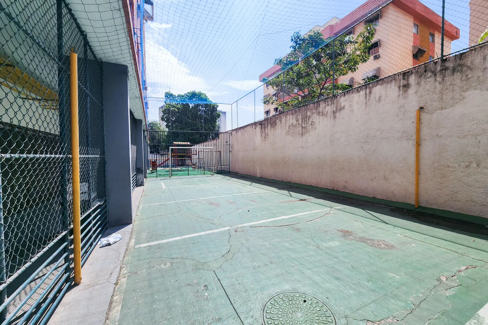 1-bedroom unfurnished apartment with 1 bathroom and parking — photo 27