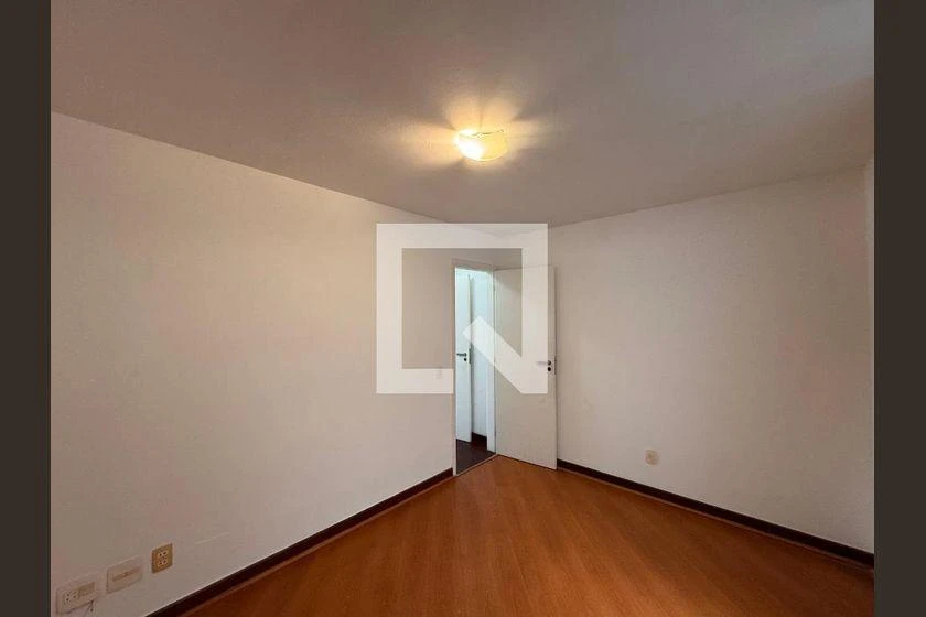 Apartamento, 83 m², com piso de madeira ou laminado — photo 10