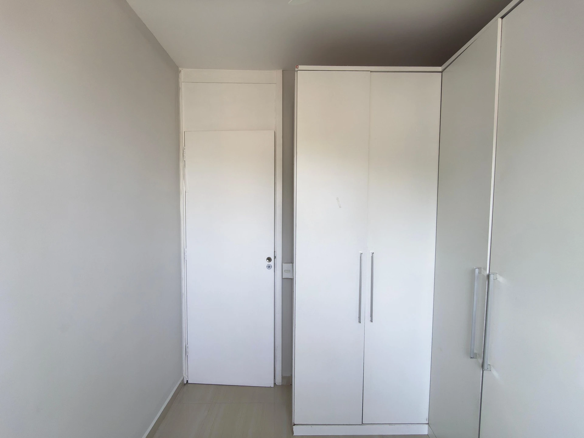 Mountain view in a 2-bedroom apartment, 52 m² — photo 10