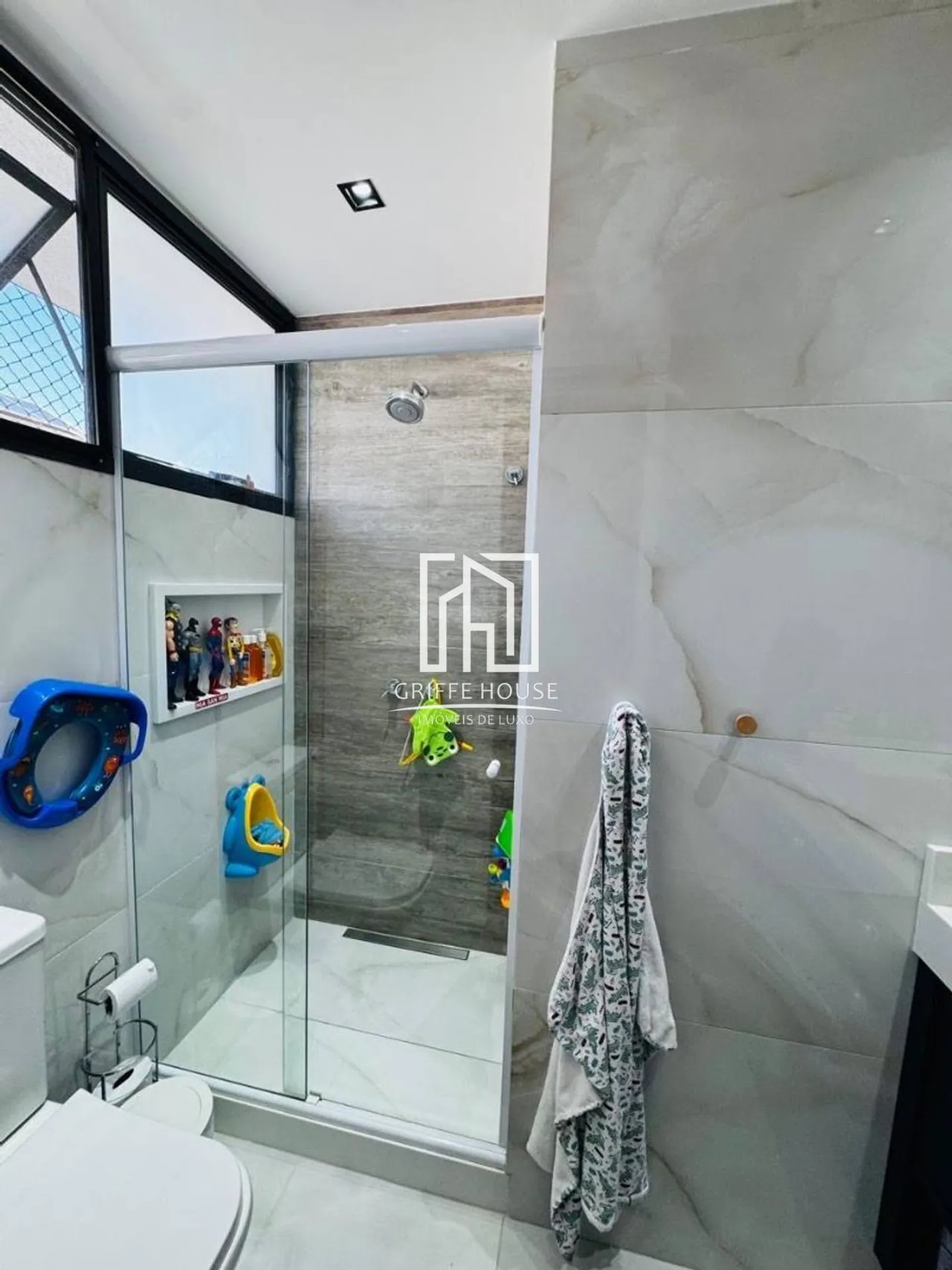 4-bedroom house with a home office in Rio de Janeiro — photo 15