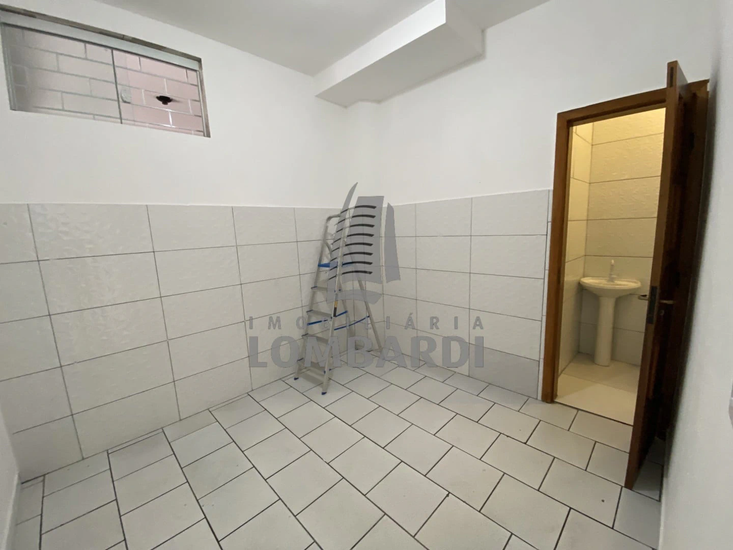 35 m² studio with 1 bedroom and 1 bathroom — photo 4