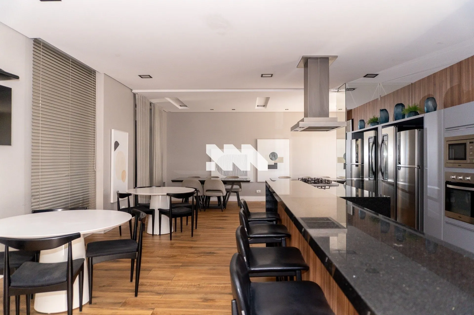 Apartamento para locação com 2 dormitórios e 3 banheiros — photo 30