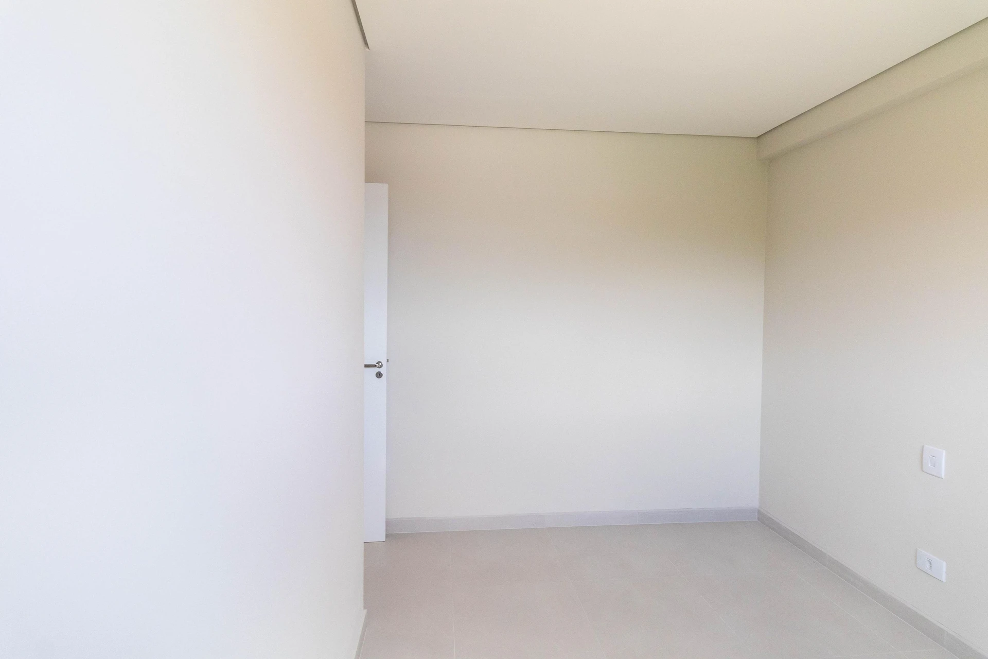2-bedroom apartment with a home office in Curitiba — photo 35