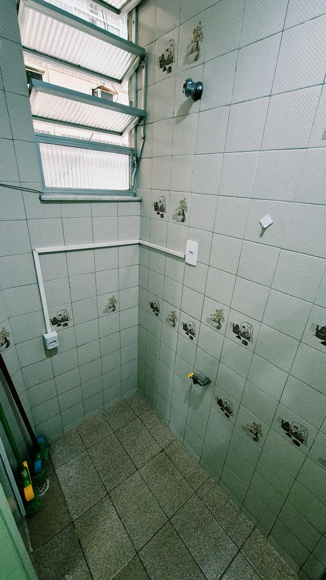 Квартира з однією спальнею та пральною машиною — photo 12