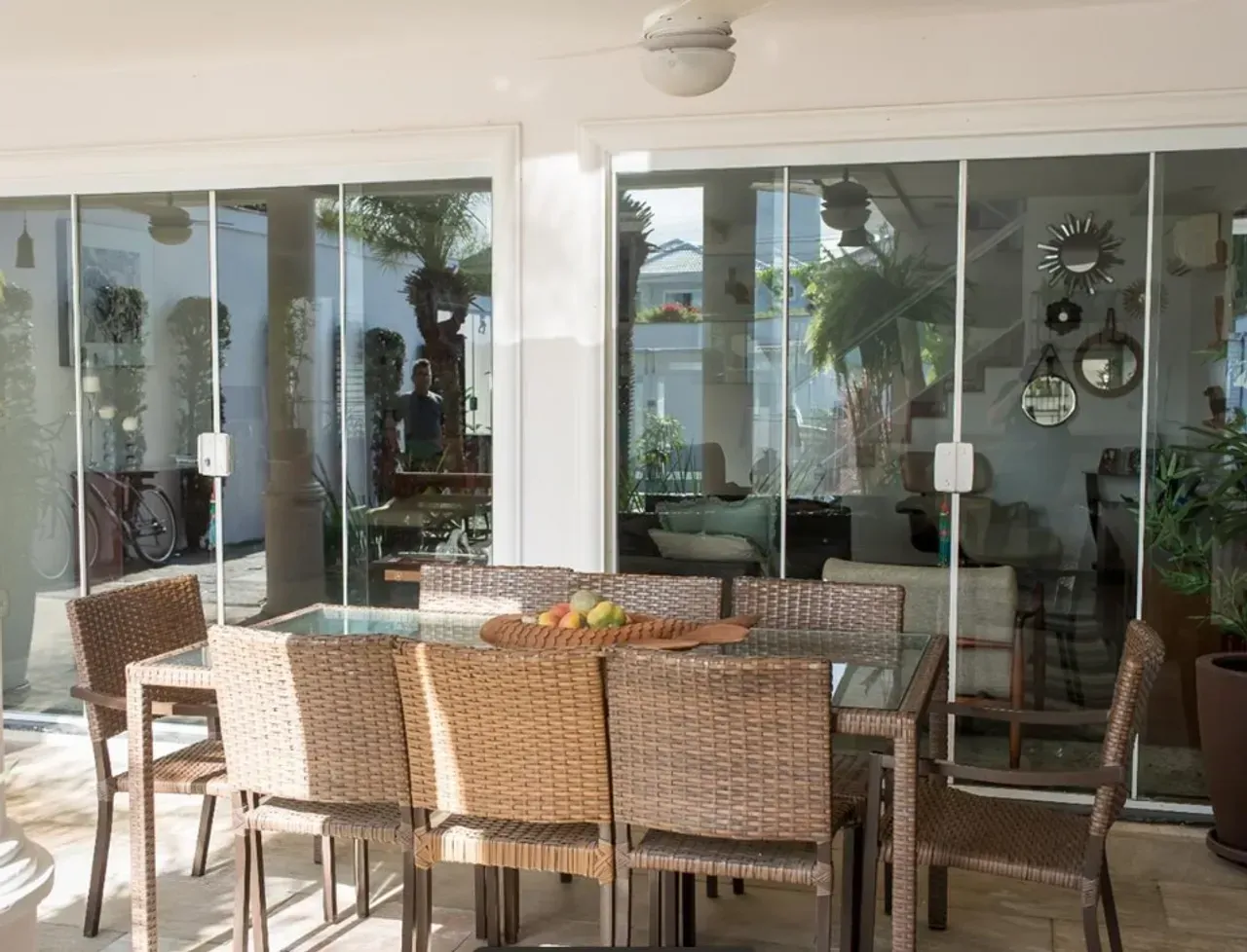 Furnished house with 4 bedrooms and glassed-in balcony — photo 7