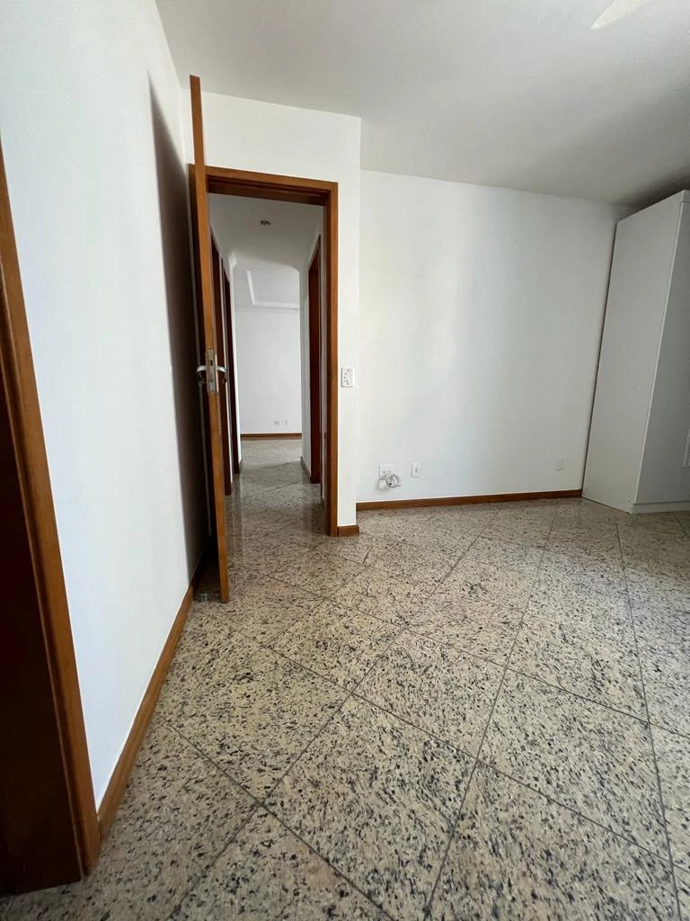 3-bedroom apartment in a building with a sauna — photo 14