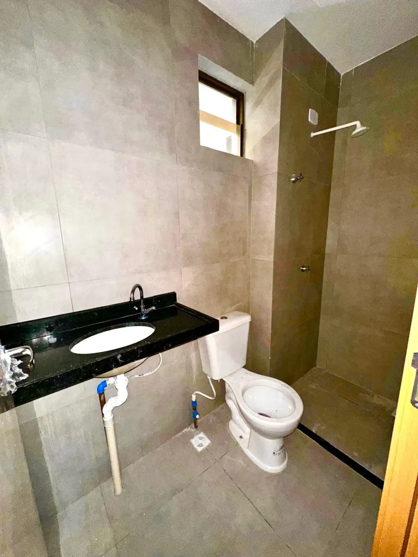 2-bedroom apartment with en-suite and 2 bathrooms — photo 11
