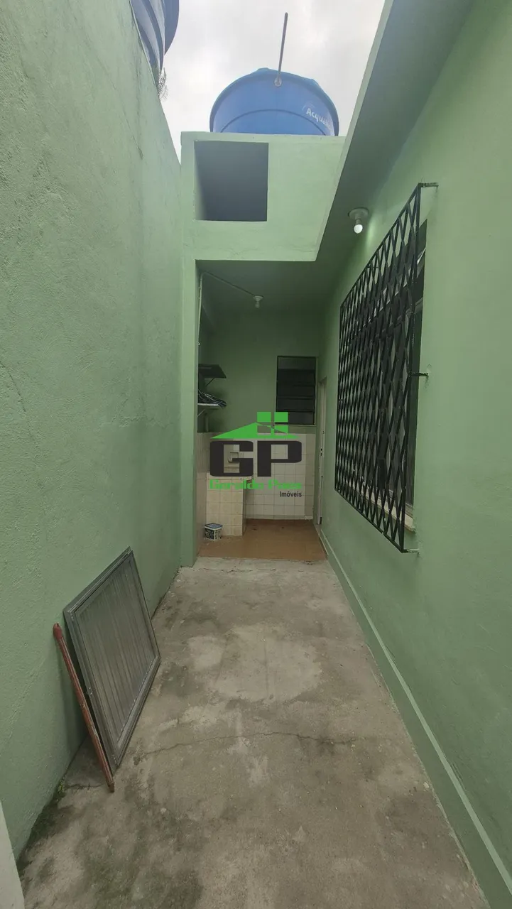 Unfurnished house with 1 bedroom and fitted cabinets — photo 19