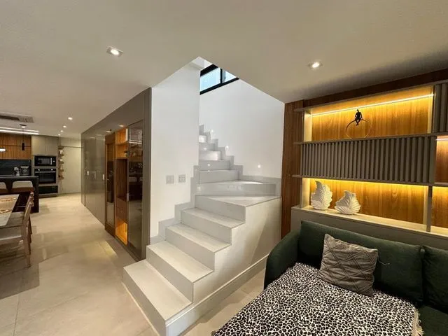 Casa mobiliada com 4 quartos e 5 banheiros, 450 m² — photo 14