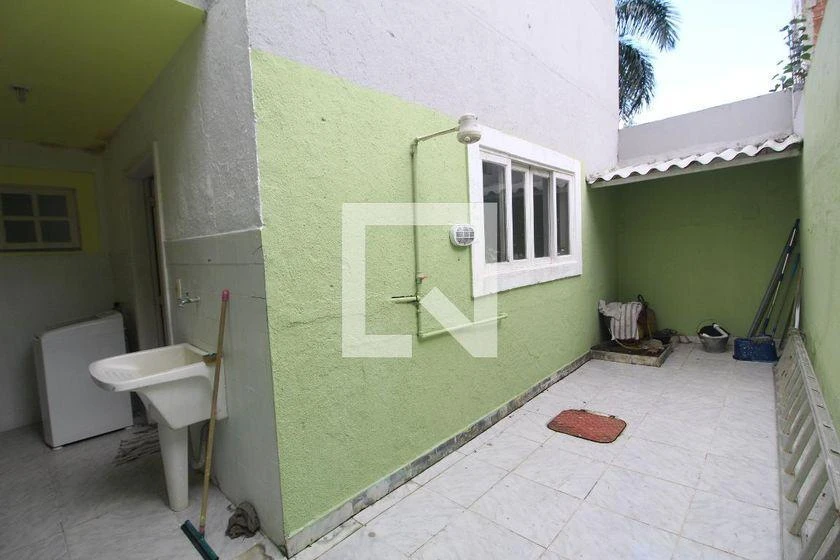 Casa para aluguel com 4 quartos e 240 m² — photo 12