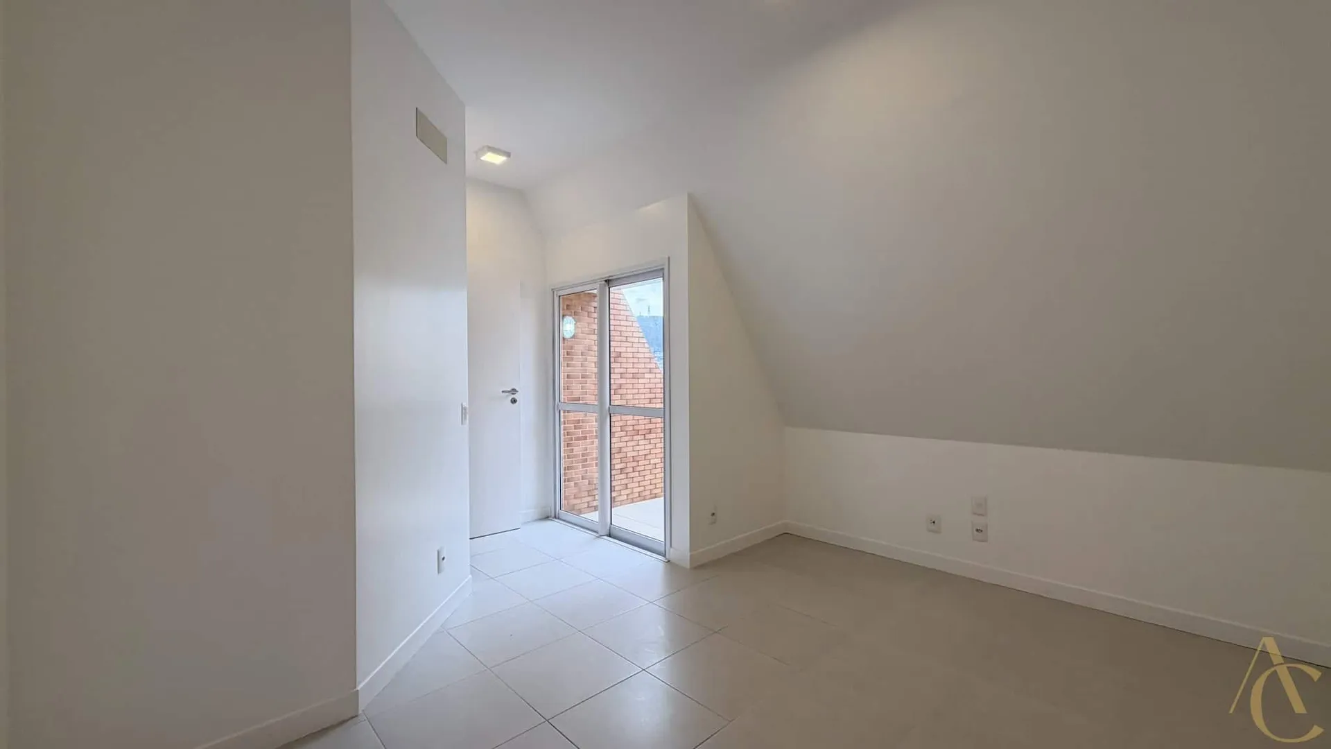 Квартира с 3 спальнями и 115 м², есть суита — photo 33