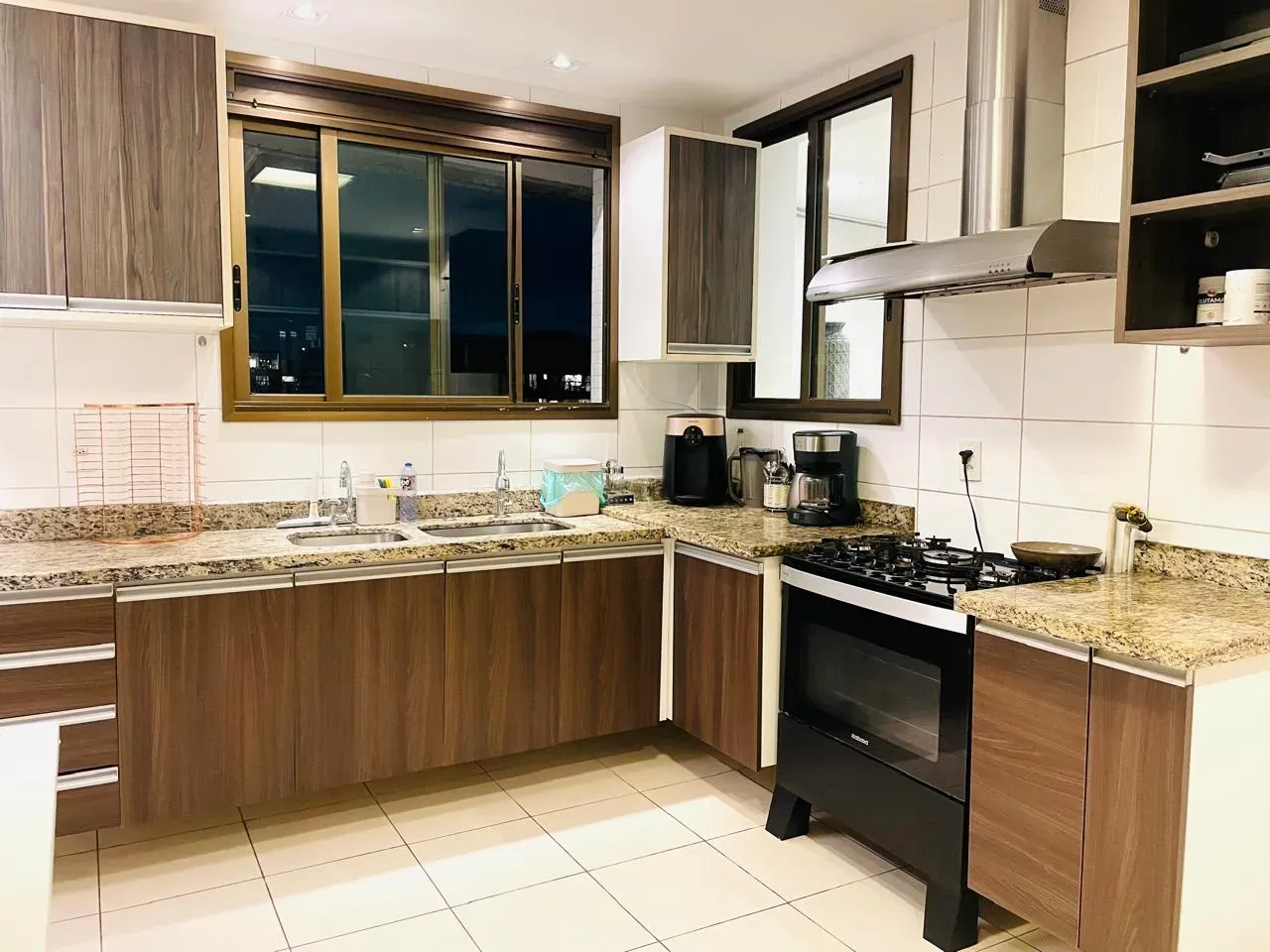 Вид на воду та 4 спальні: квартира 257 м² — photo 2