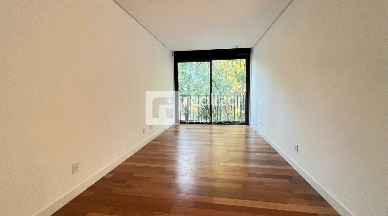 Apartment, 130 m², with floor-to-ceiling windows — photo 7