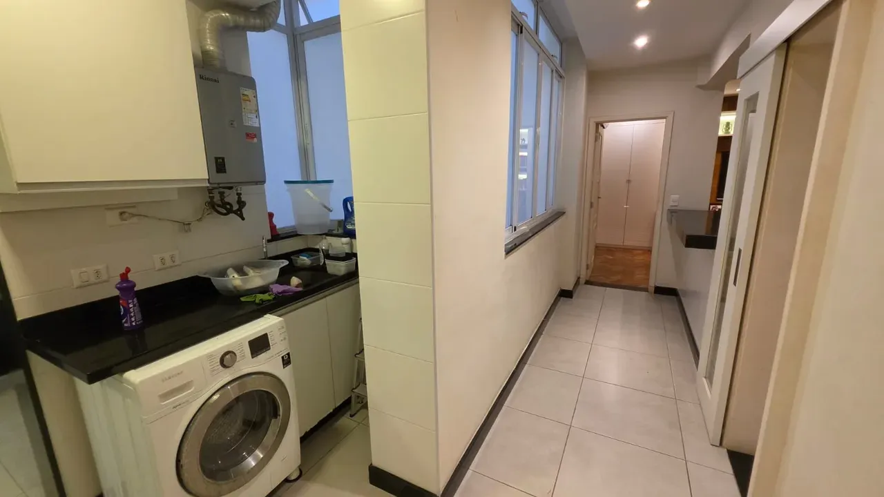 Apartamento com cozinha fechada e 3 quartos — photo 31