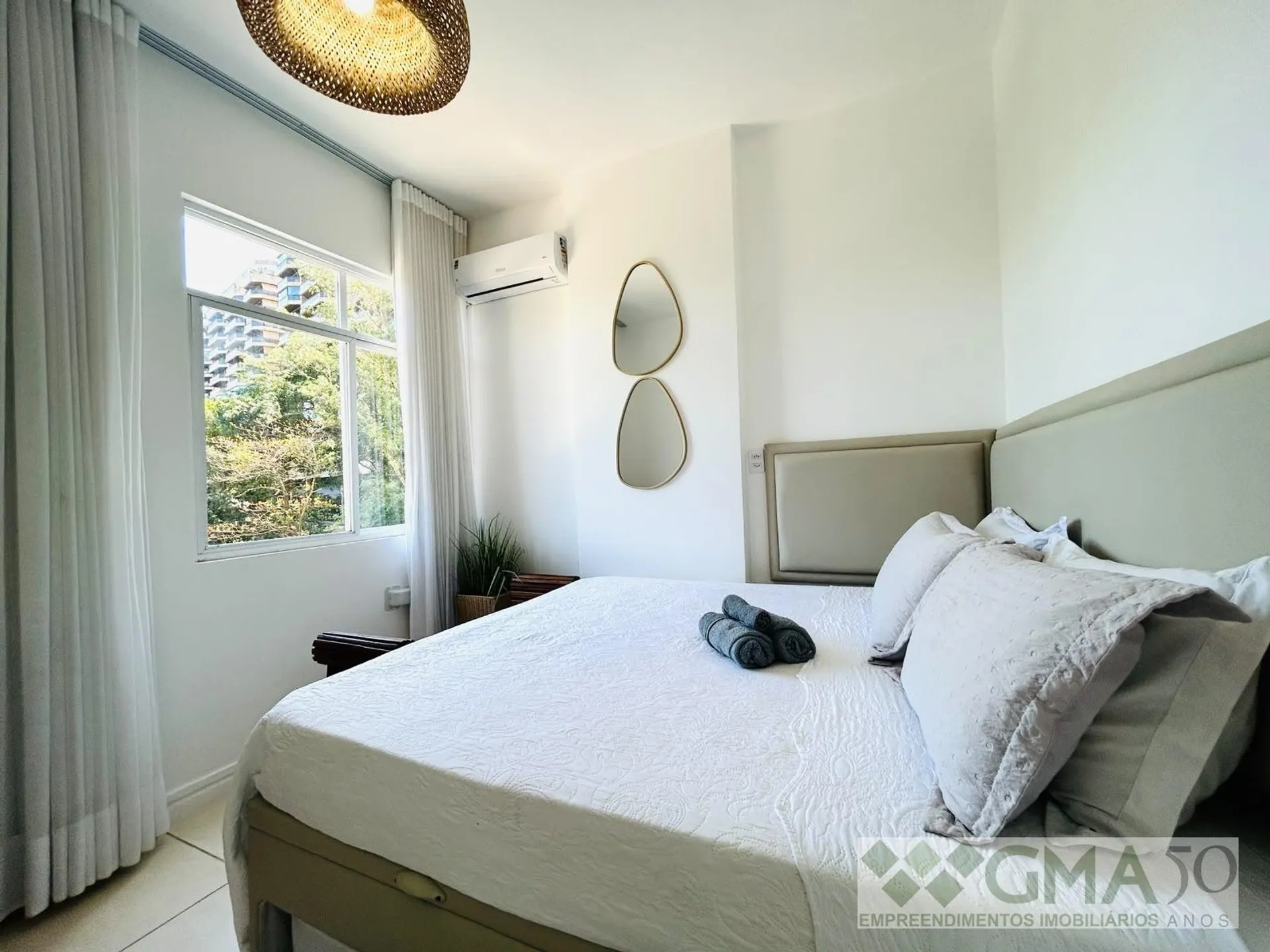 Furnished 90 m² apartment with 2 bedrooms and green views — photo 19