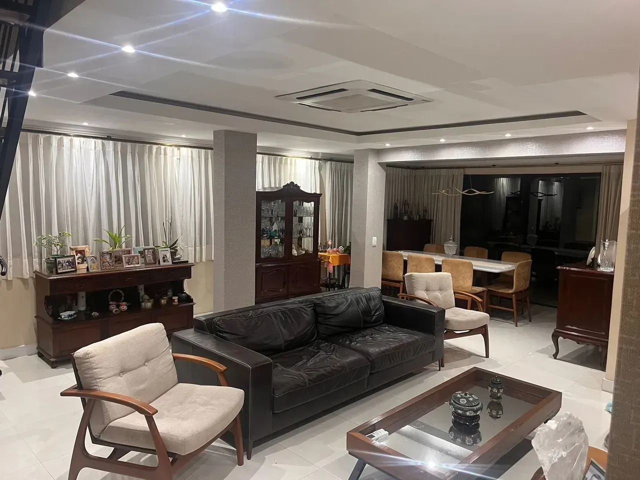 5-bedroom apartment with a water view — photo 3