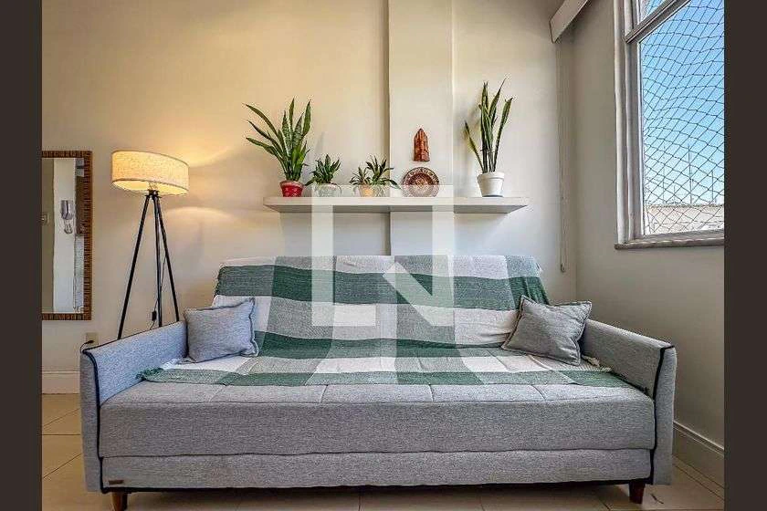45 m² 1-bedroom apartment with 1 parking space — photo 9
