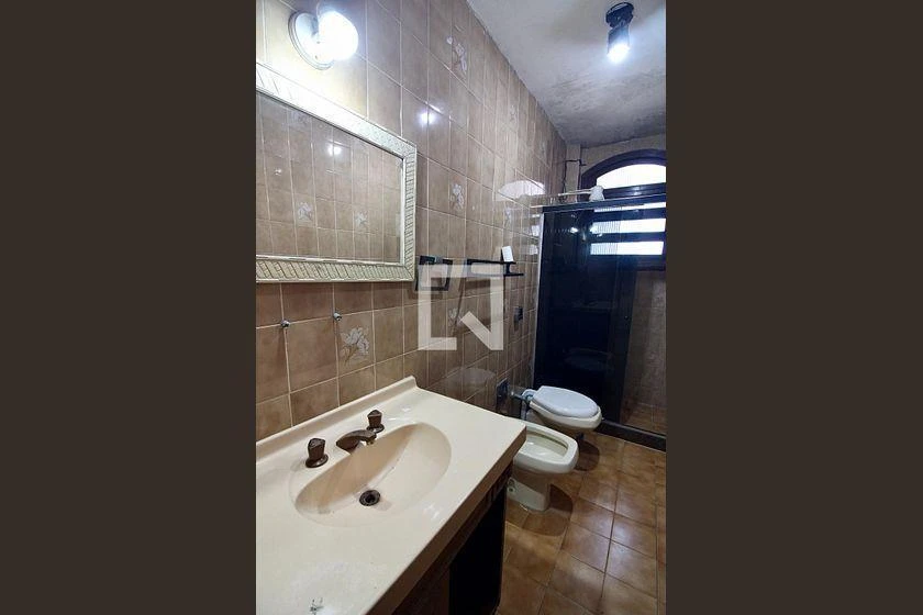 Casa com 6 quartos e 600 m² para aluguel — photo 16