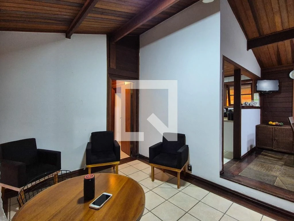 Casa mobiliada com 3 quartos e jardim privativo — photo 9