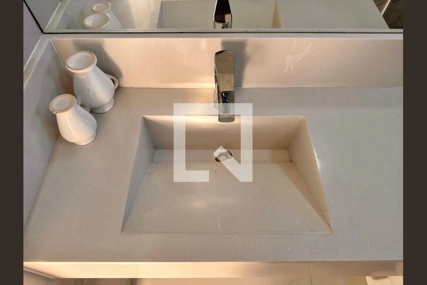 Casa para alugar com 6 quartos e 297 m², cozinha integrada — photo 50