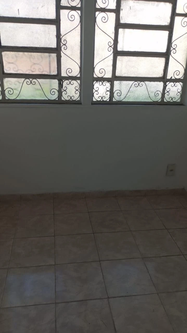 Casa de 4 dormitorios con cocina independiente y 2 baños — photo 12