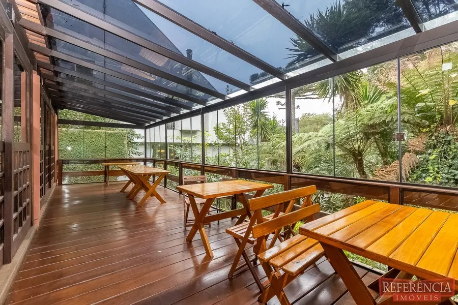 House, 550 m², with a walk-in closet — photo 69