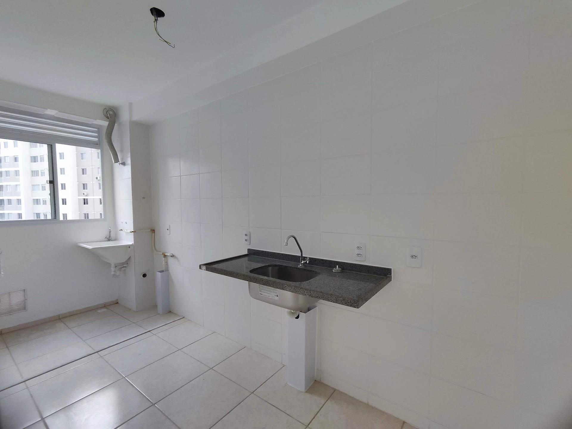 Mountain view in a 2-bedroom apartment, 48 m² — photo 2
