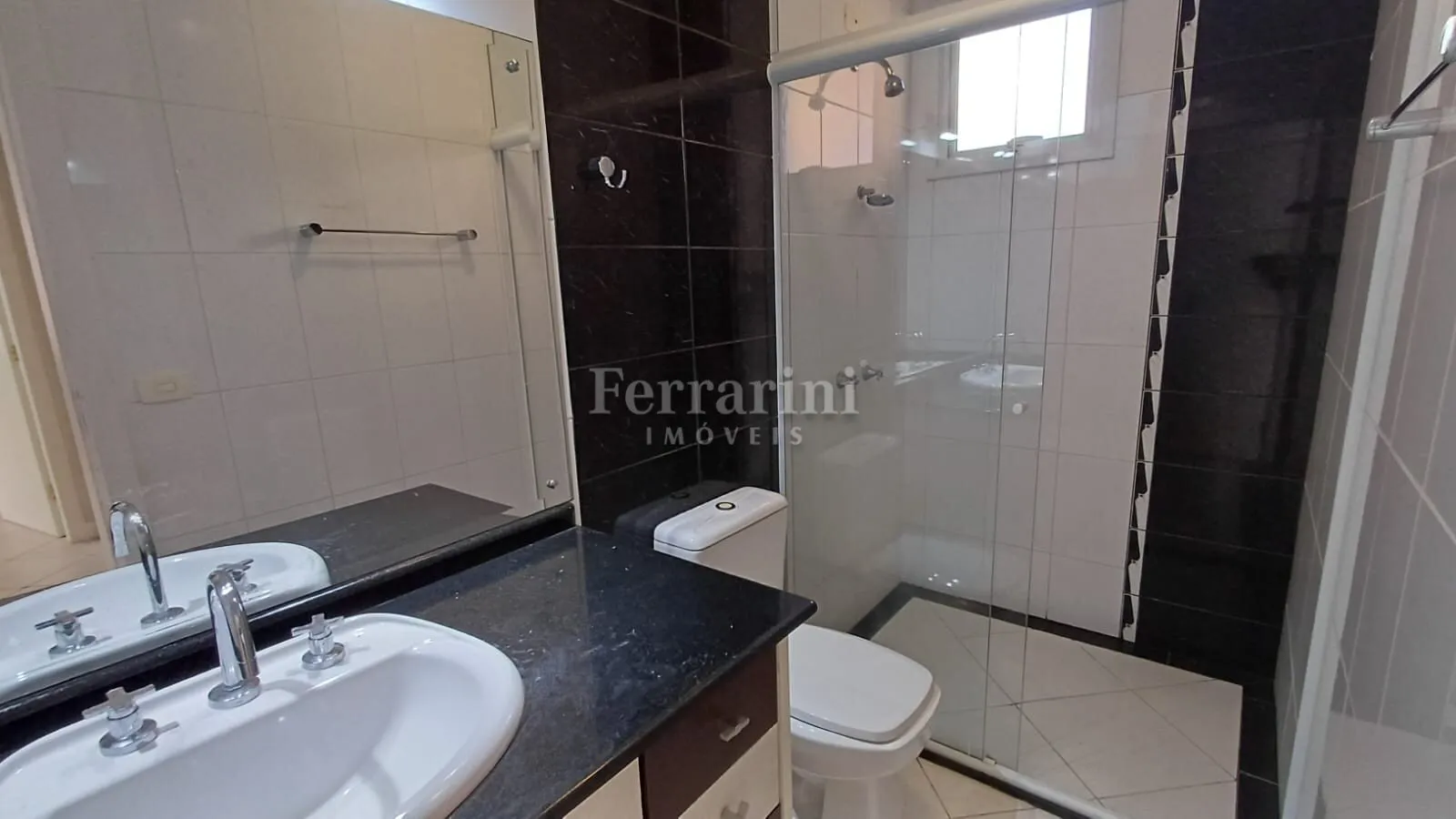 Rental house with 3 bedrooms and 4 bathrooms — photo 35