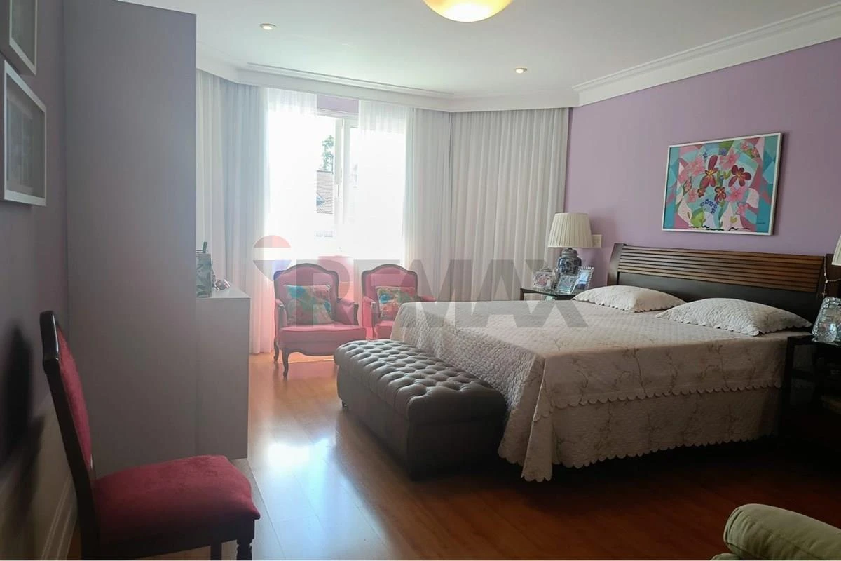 Furnished house with private garden and 5 parking spots — photo 30