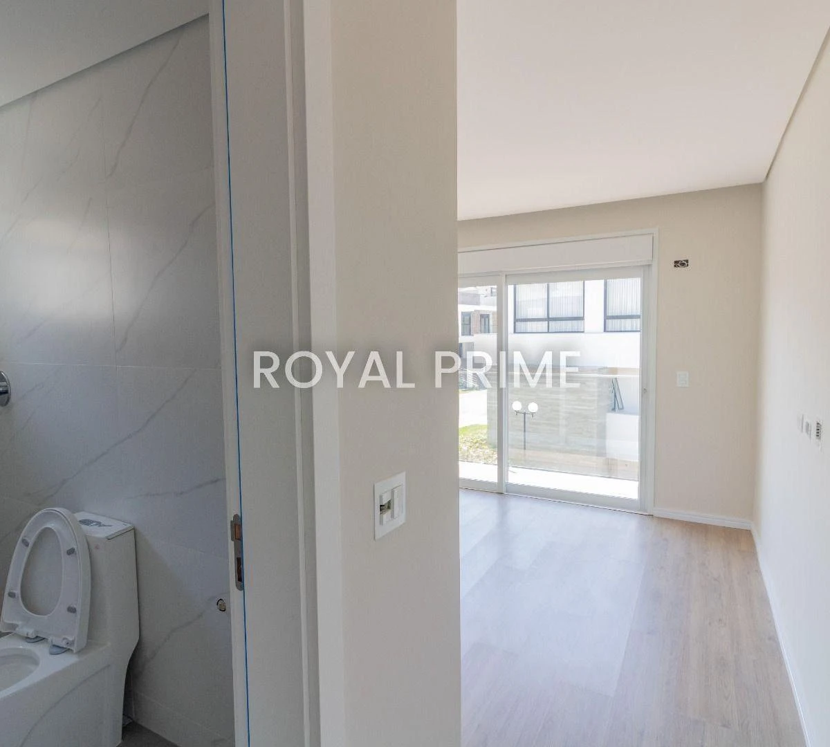 Unfurnished quadriplex house with 3 en-suite rooms — photo 5