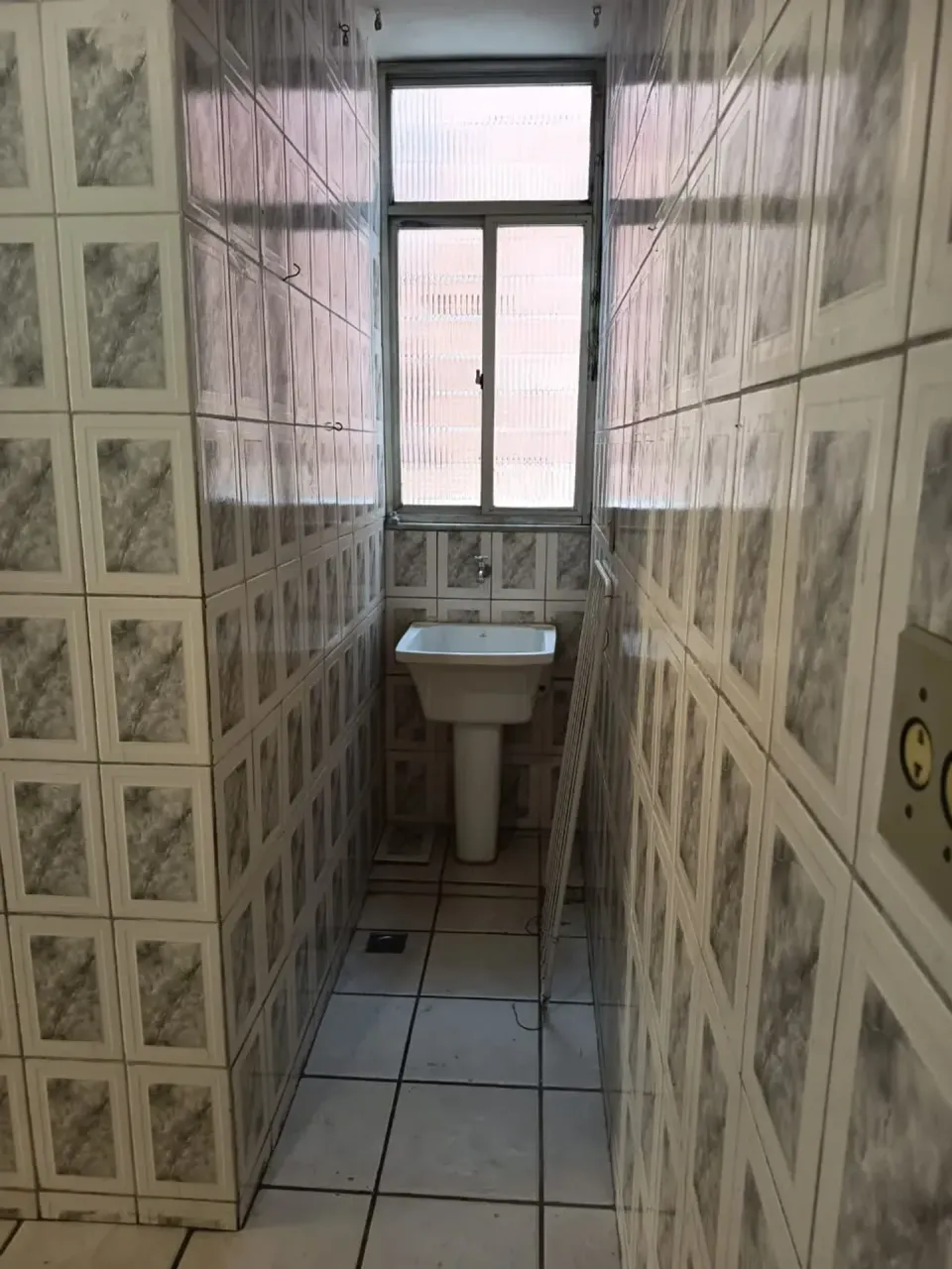 1-bedroom 1-bath apartment with no parking — photo 5