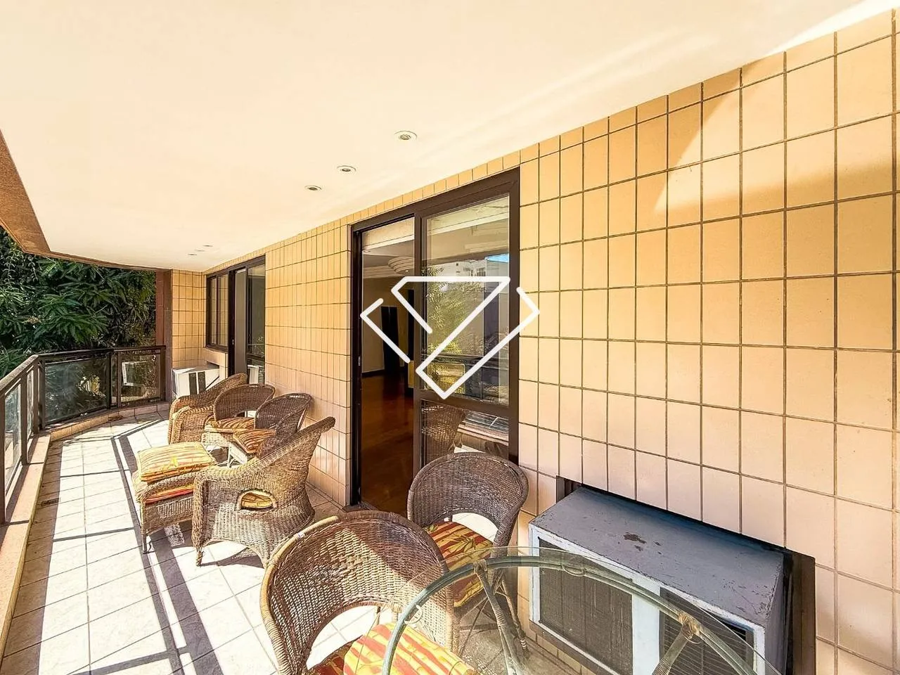 Apartamento com 3 quartos e 136 m² com varanda — photo 15
