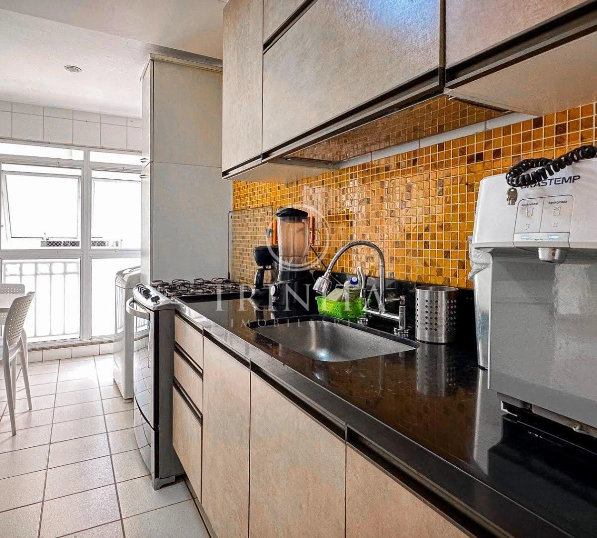 Furnished penthouse with 4 bedrooms, 200 m² and 3 parking — photo 37