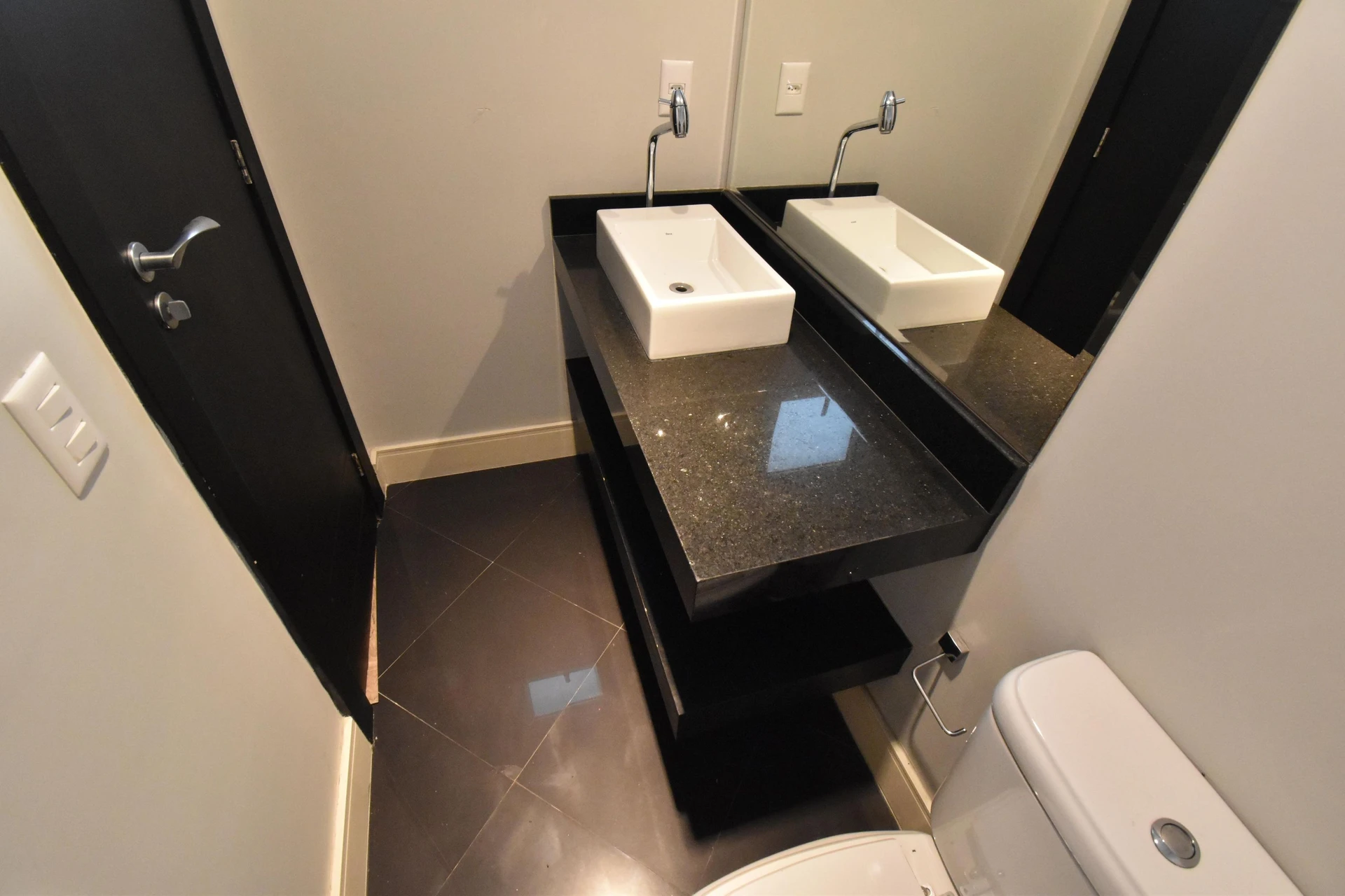 House, 411 m², with a bathtub — photo 22