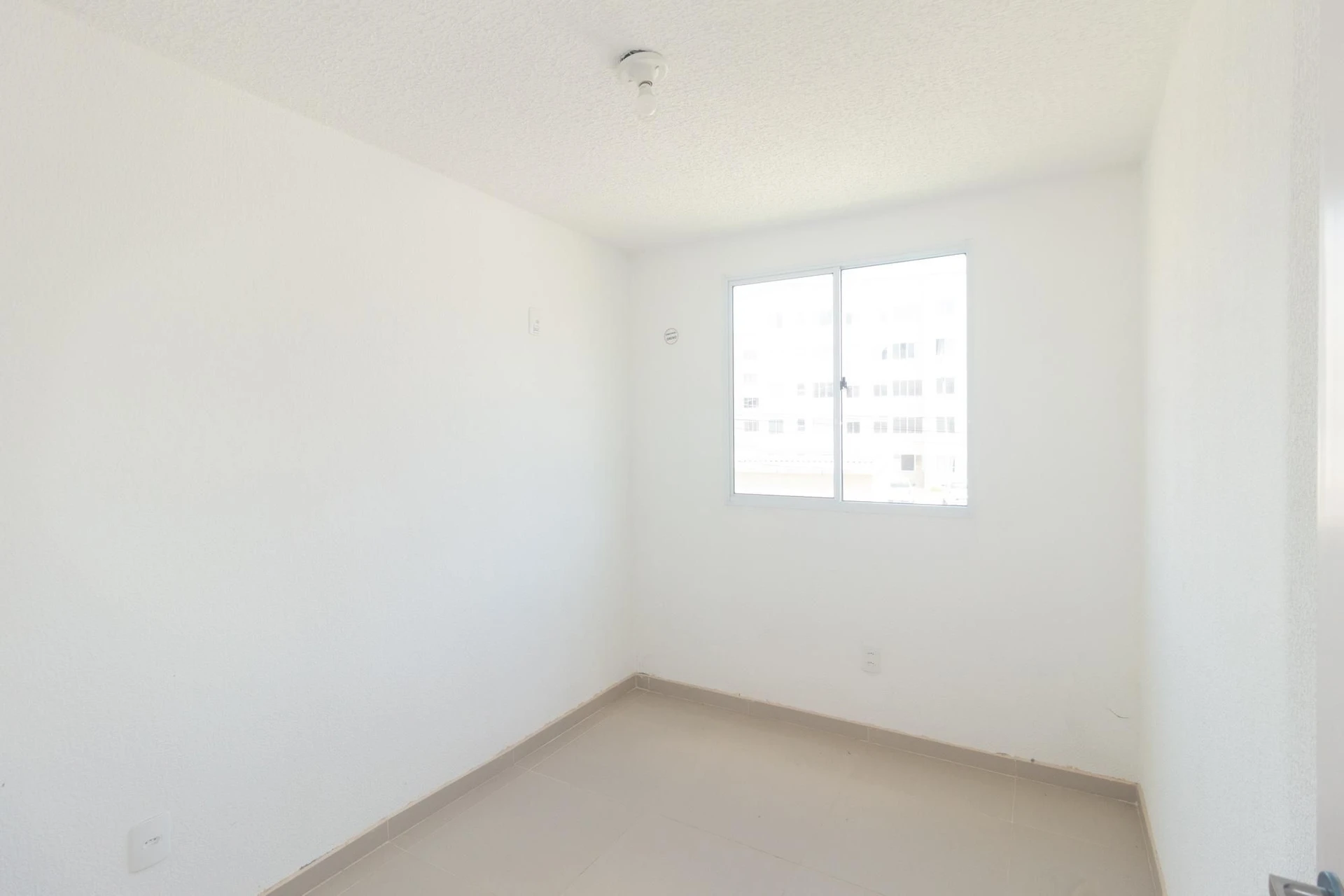 Apartamento com 2 quartos e piscina no condomínio — photo 12