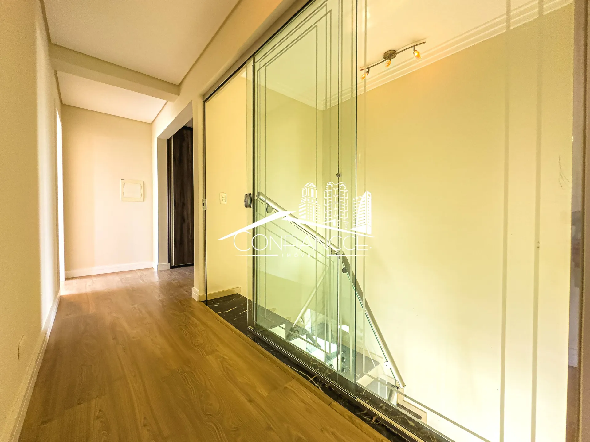 4-suite penthouse with 256 m² and 3 parking spots — photo 27