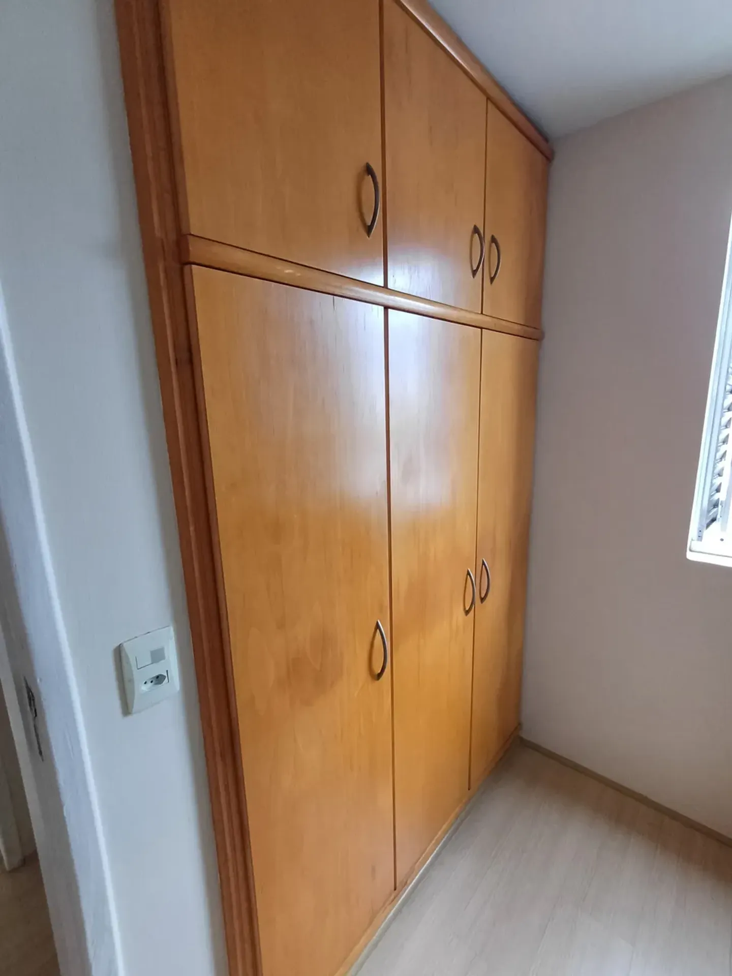 3-bedroom apartment with a grill on the balcony in Curitiba — photo 4