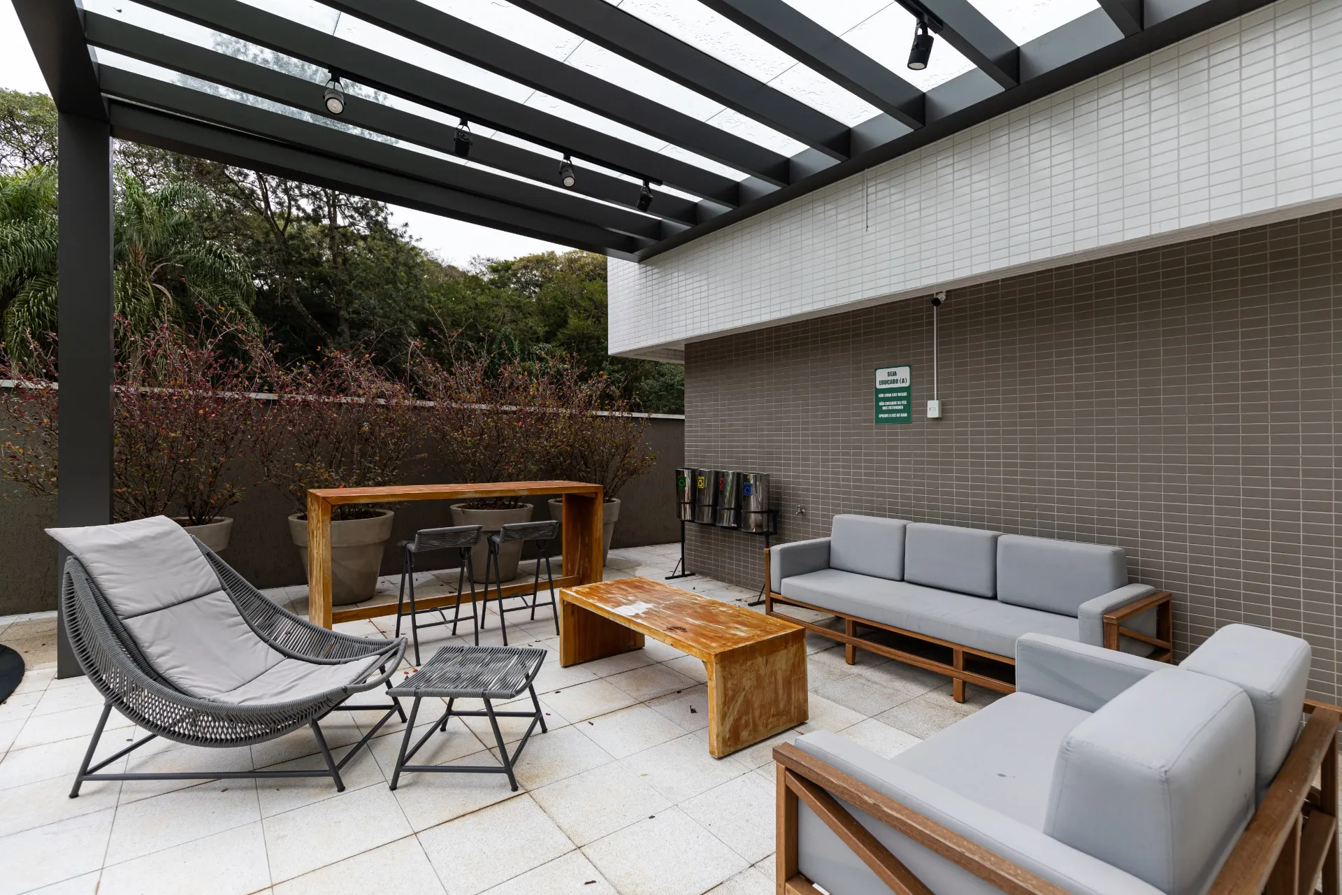 Apartment 432 m² with 3 bedrooms and an open-plan kitchen — photo 43