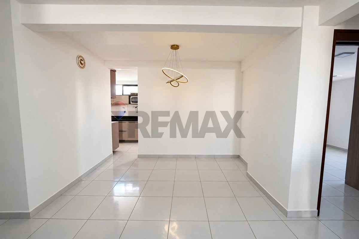 Furnished apartment, 97 m², with a private pool — photo 20