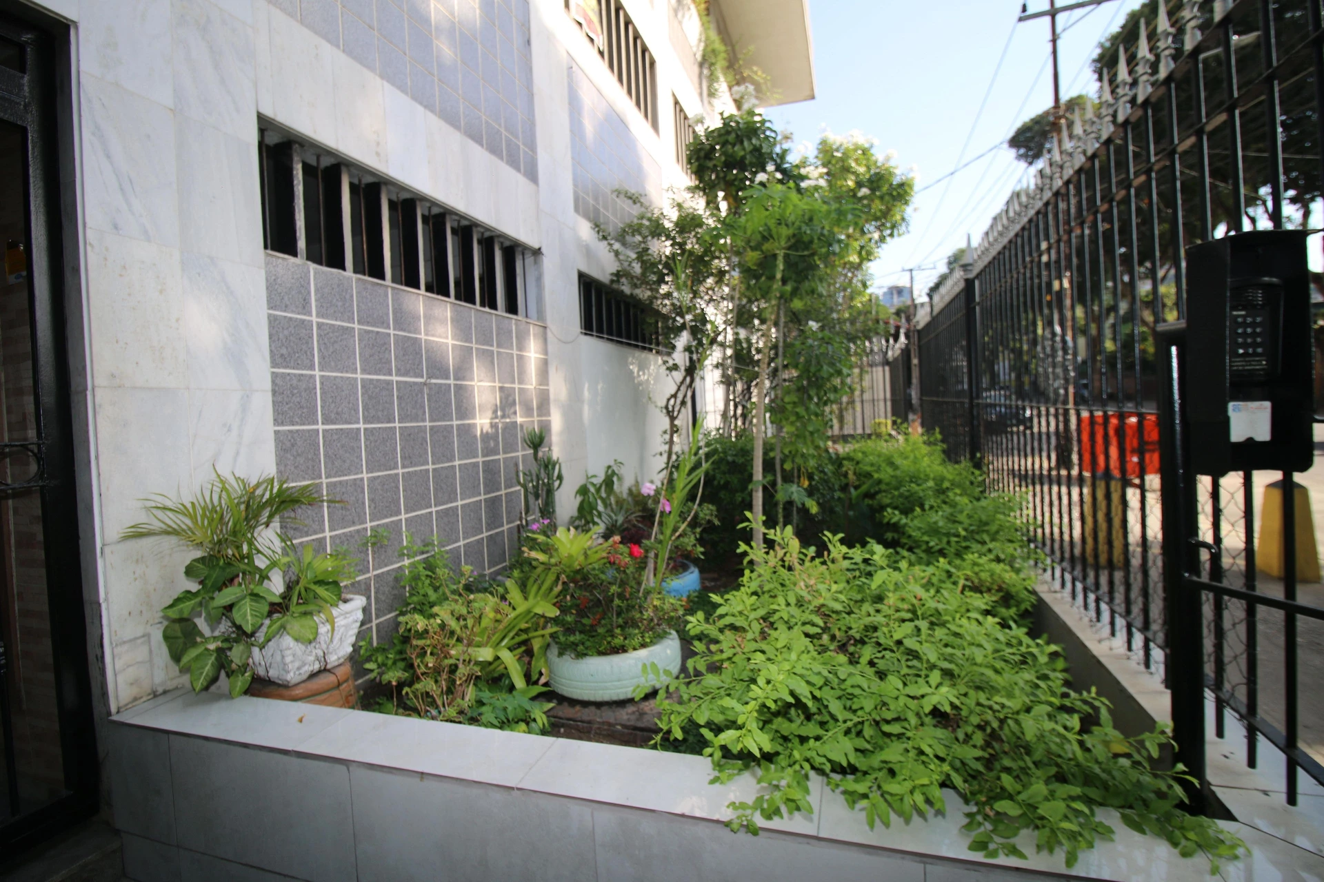 Apartamento de 2 dormitorios con balcón y acepta mascotas — photo 17