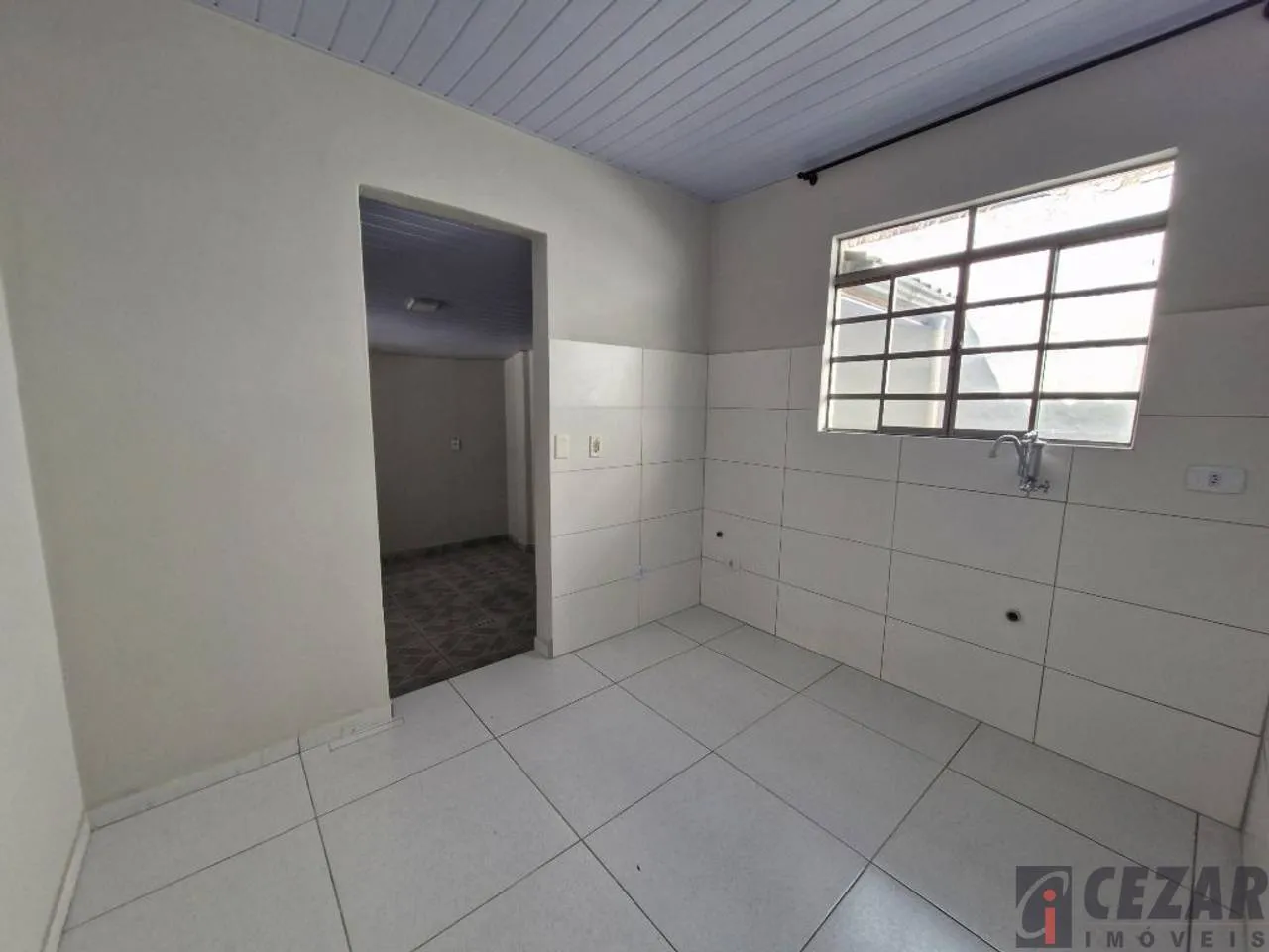 Unfurnished house with 2 bedrooms and a laundry area — photo 14