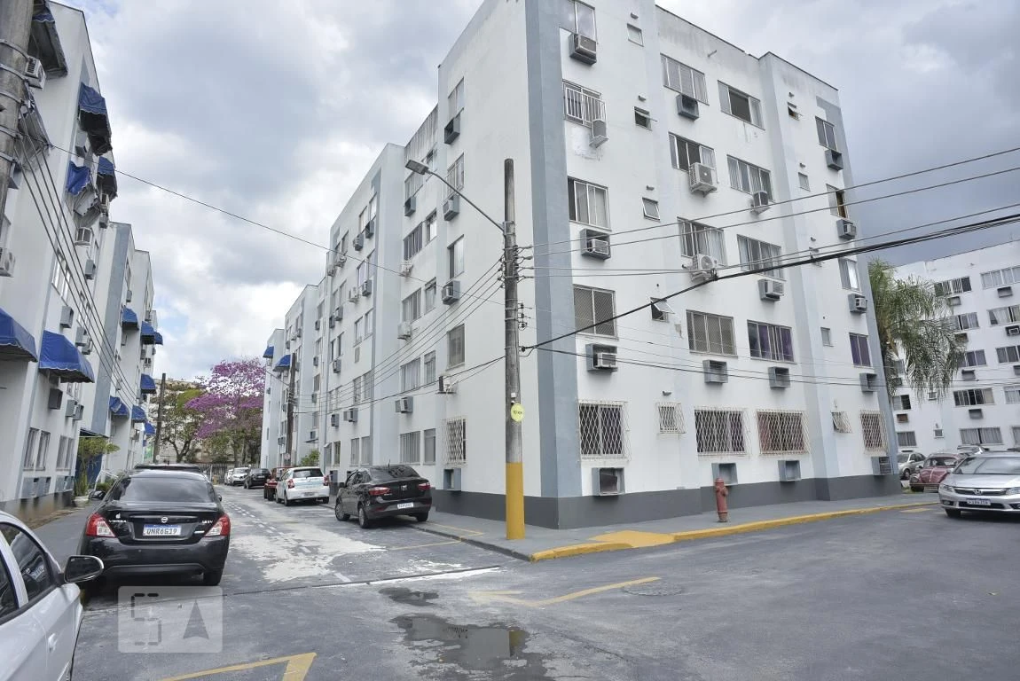 2-bedroom apartment in a building with a gym — photo 16