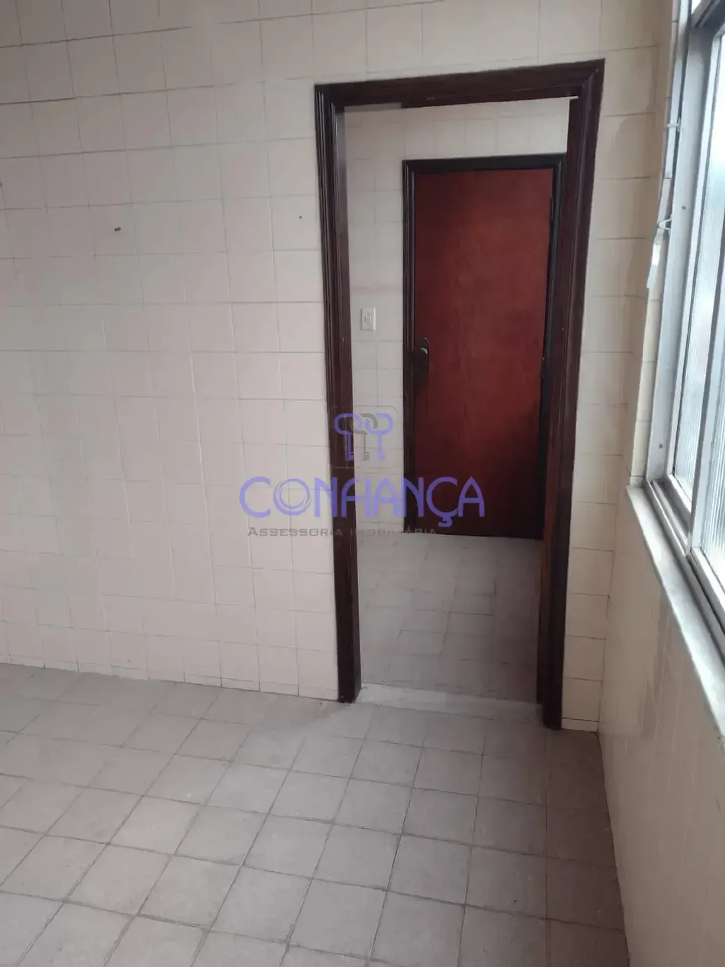 3-bedroom apartment with 2 bathrooms, no parking — photo 9