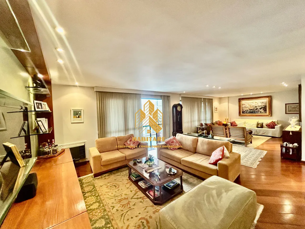 Furnished 3-bedroom apartment with 275 m² on the 4th floor — photo 7