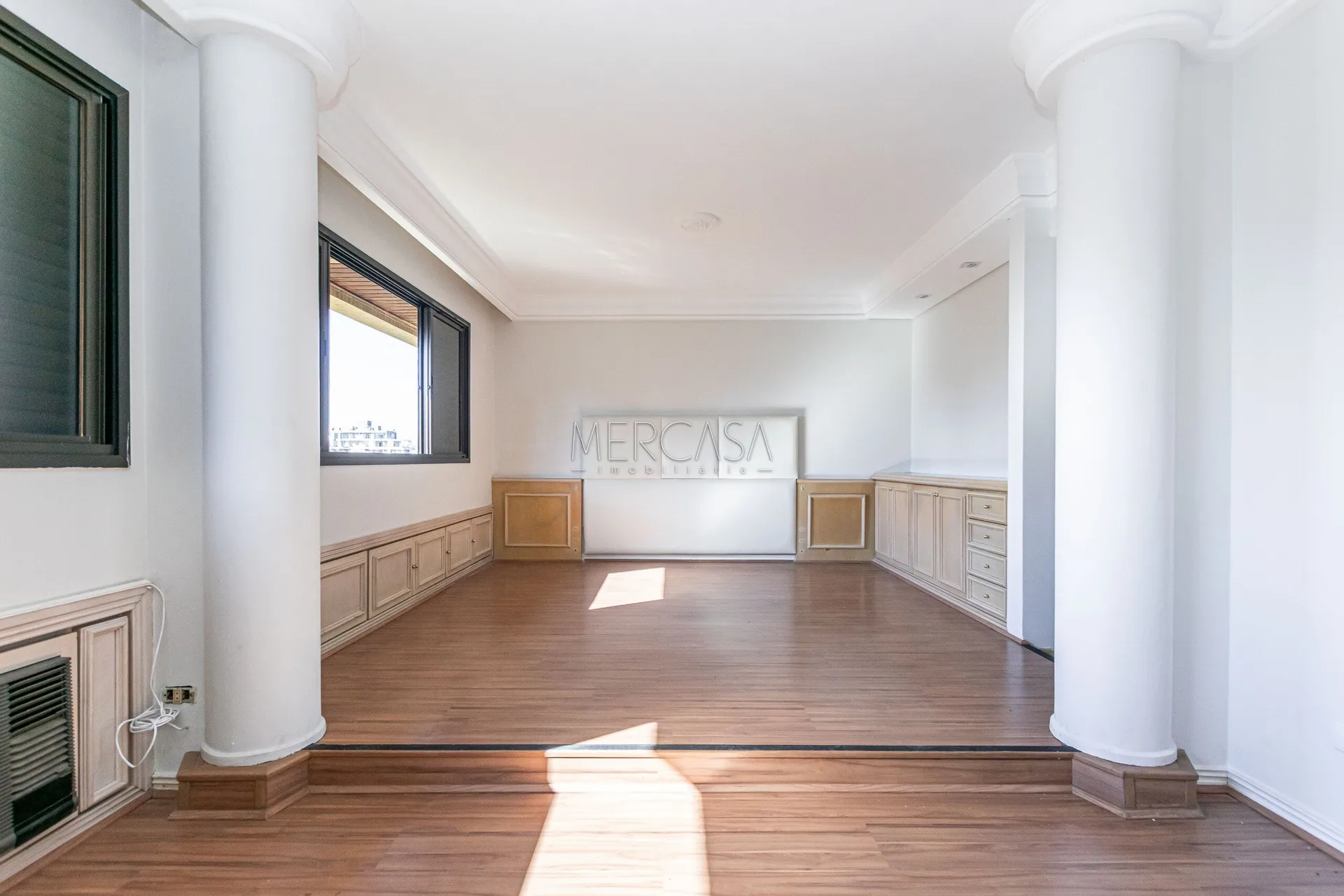 Apartamento com 3 quartos, 5 banheiros e 4 vagas — photo 35