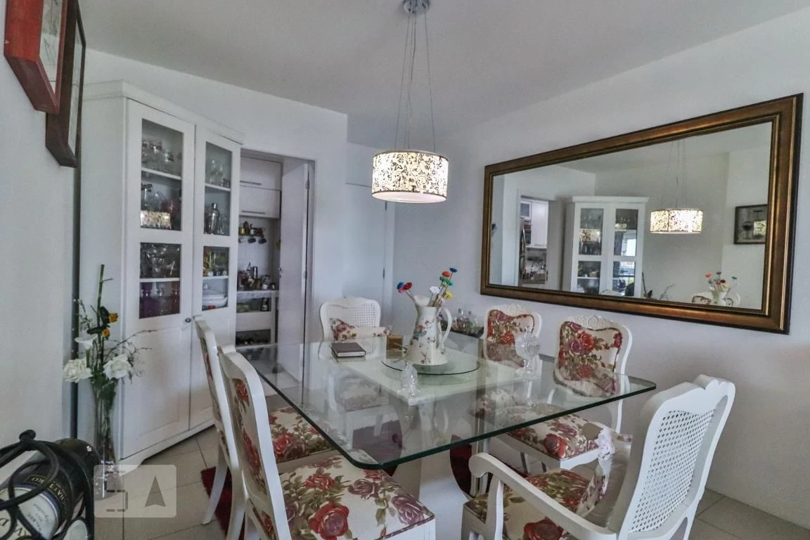 Apartamento para alugar de 100 m² com 3 quartos e varanda — photo 3