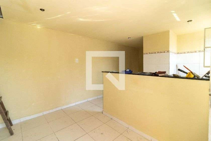 1-bedroom apartment with open-plan kitchen and balcony — photo 7