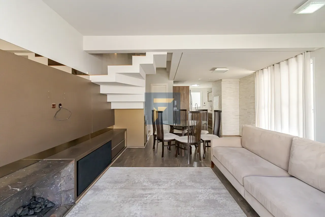 Furnished 140 m² house with 4 bedrooms and open-plan kitchen — photo 4