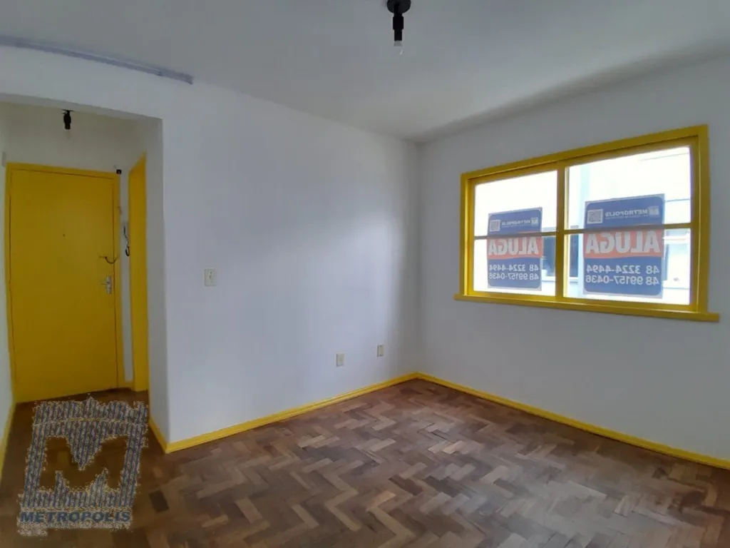 74 m² apartment with a separate closed kitchen — photo 4