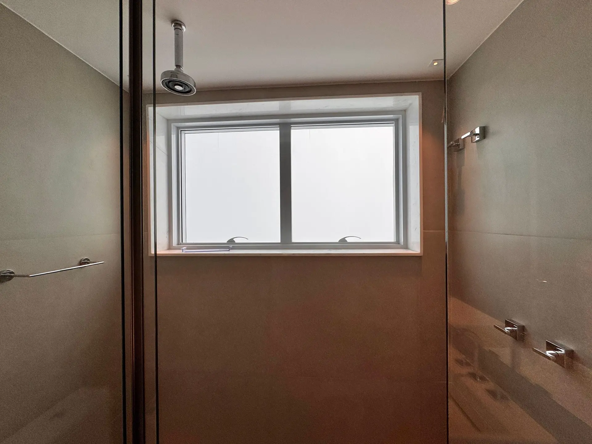 Apartamento mobiliado com 3 suítes e 4 vagas — photo 43